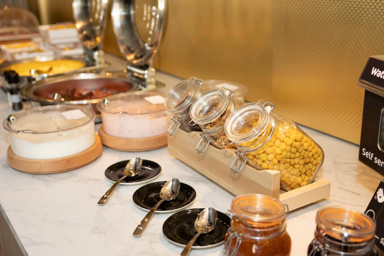 B&B Hotel Hasselt Bagian luar foto