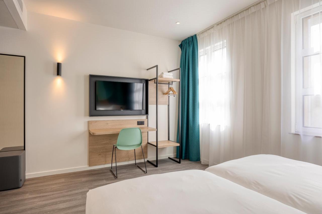B&B Hotel Hasselt Bagian luar foto