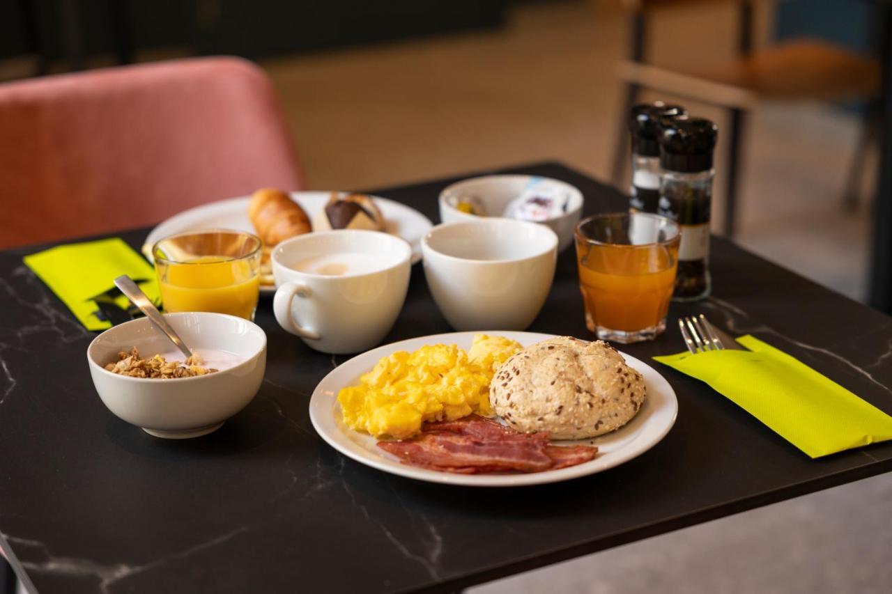 B&B Hotel Hasselt Bagian luar foto